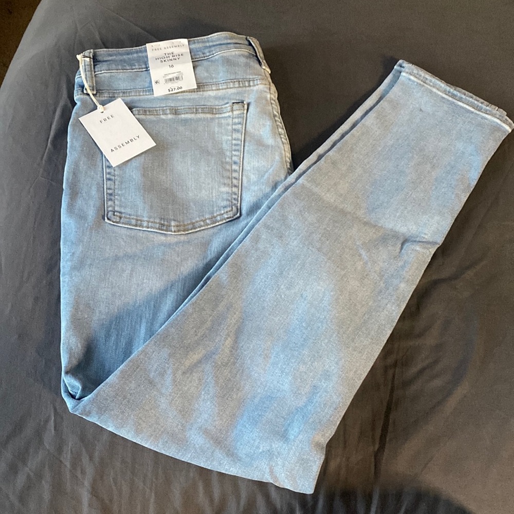 Light Blue High Rise Skinny Jeans - Size 16